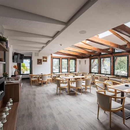 Szálloda Sport *** Dóval